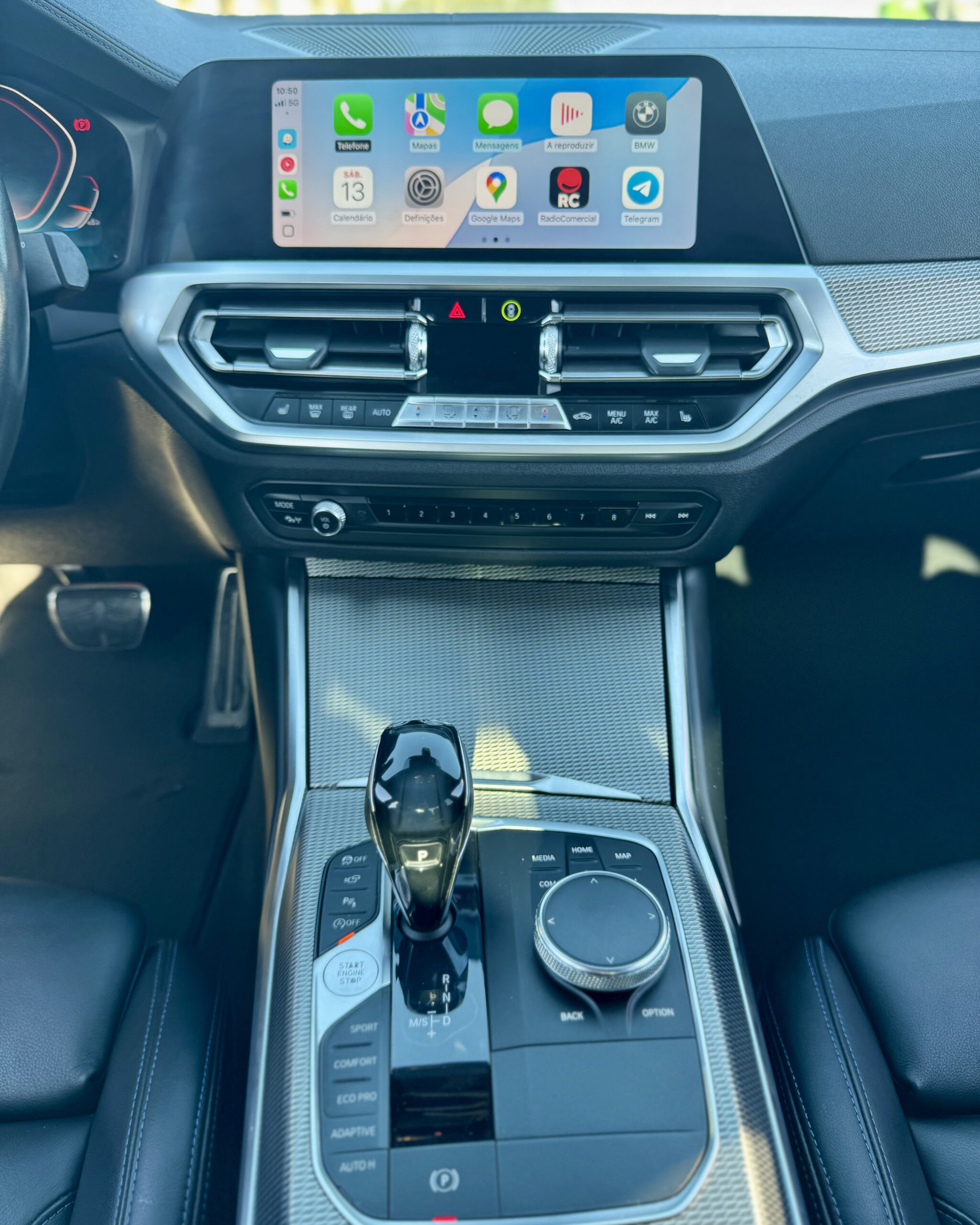 
								BMW 330i Pack M Performance completo									