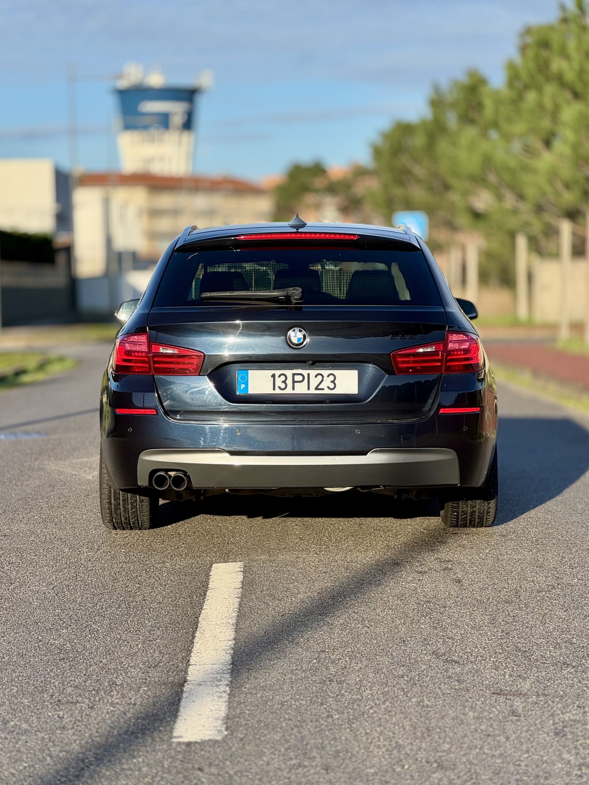 
								BMW 525d Touring Pack M completo									