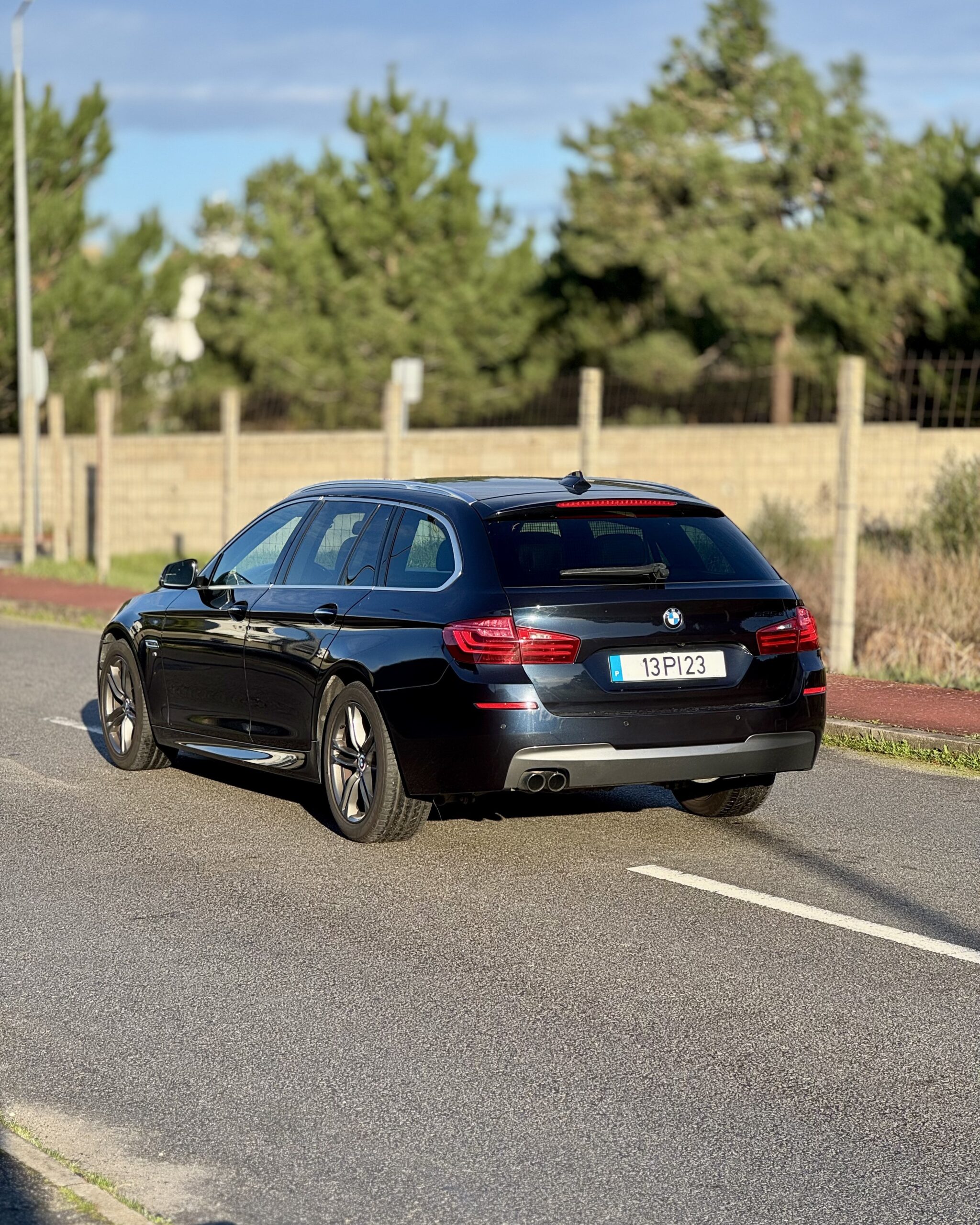 
								BMW 525d Touring Pack M completo									