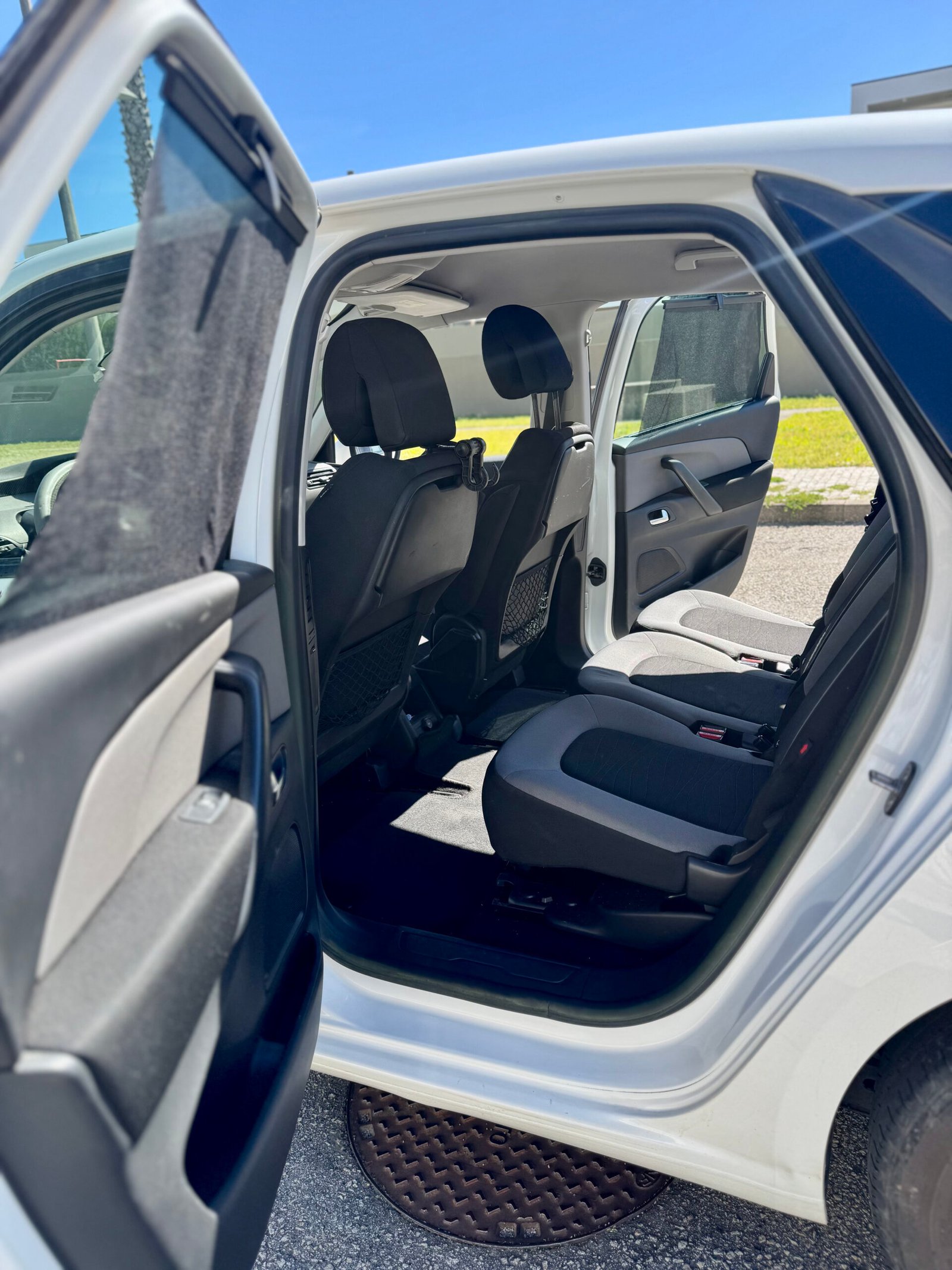 
								Citroën C4 Picasso completo									
