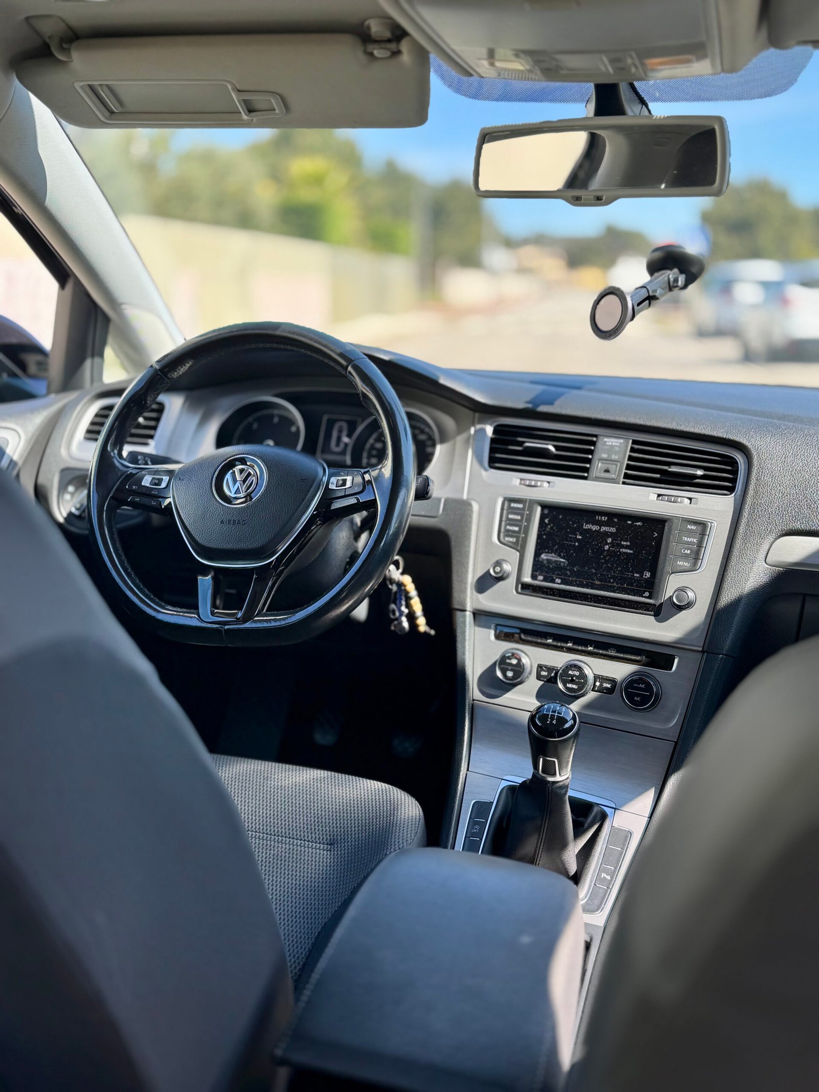 
								Golf 7 Variant Confortline completo									