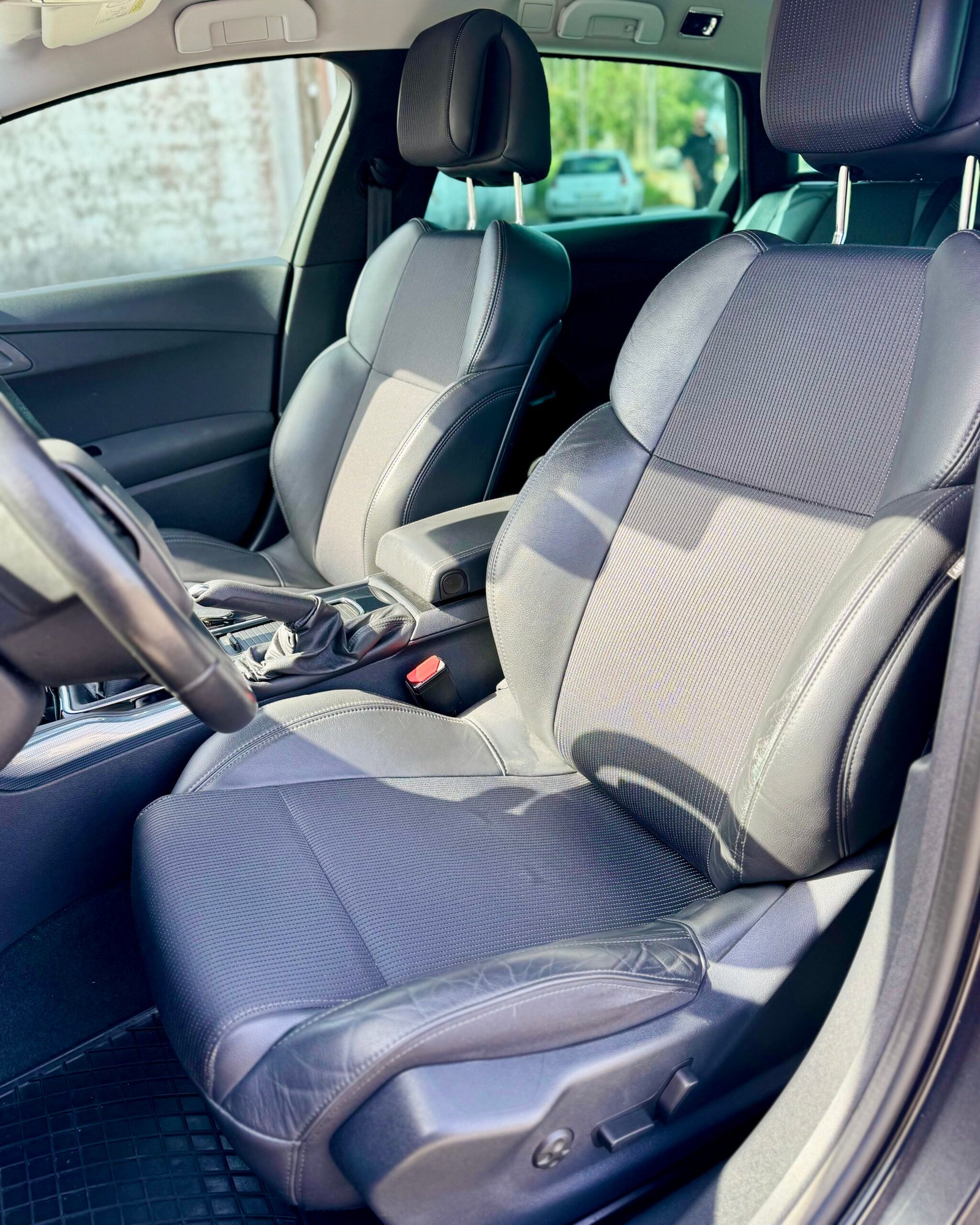 
								Peugeot 508 SW completo									