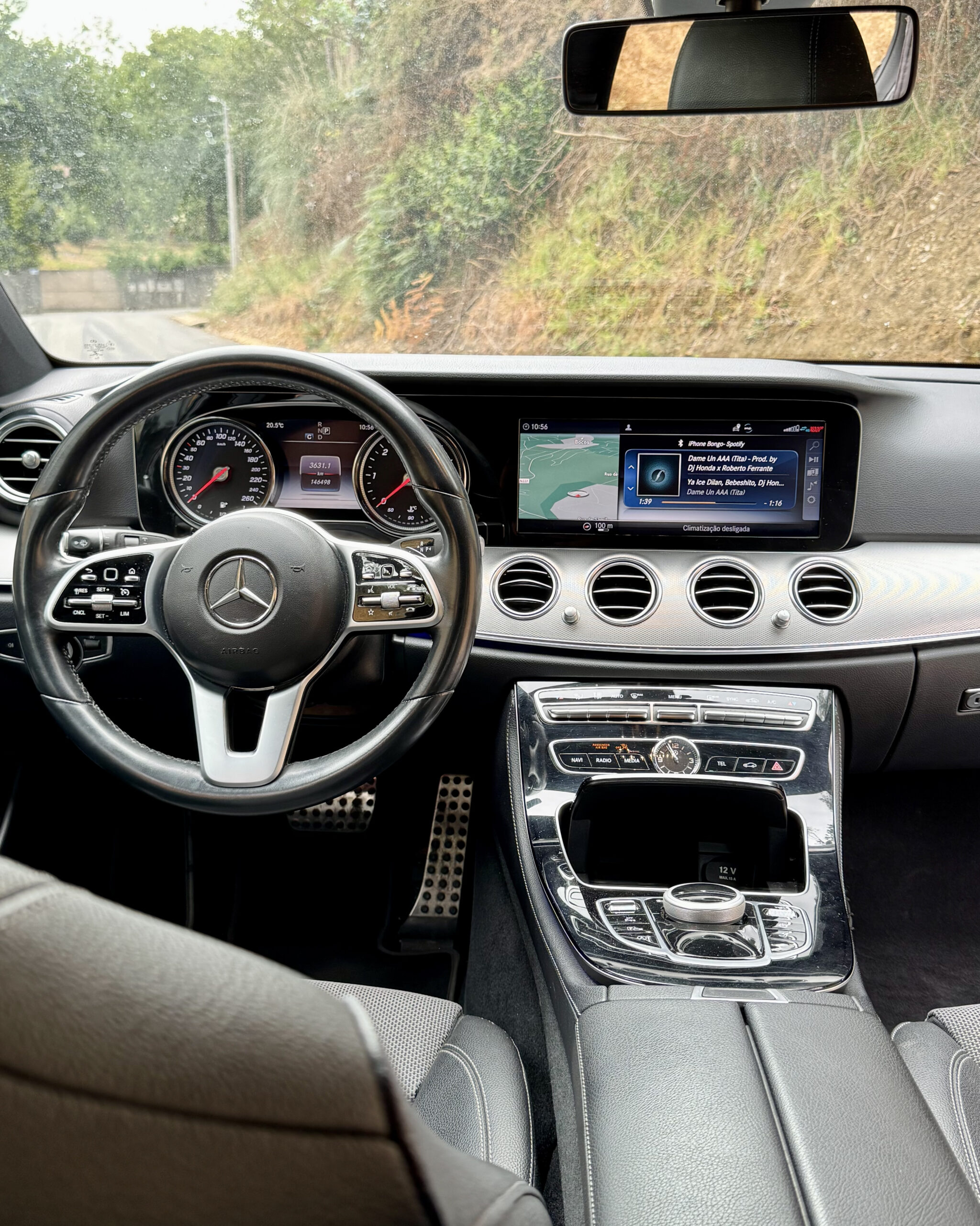 
								Mercedes-Benz E220d – Night Edition completo									